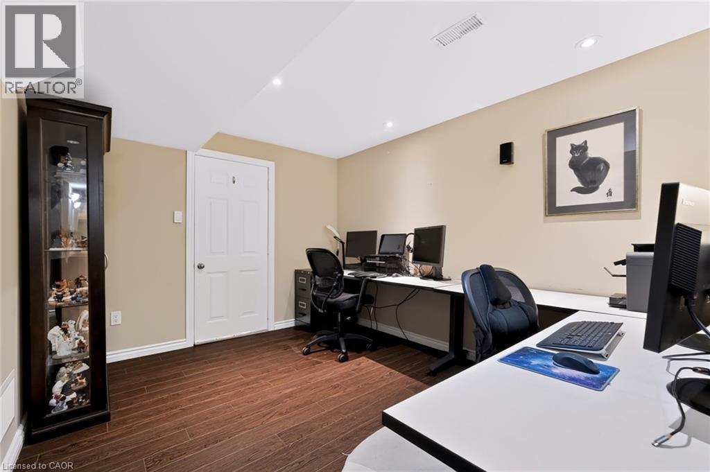 118 Lavery Heights, Milton, ON