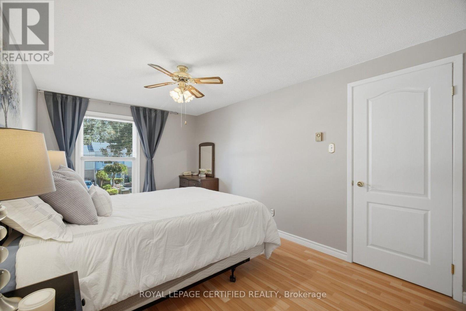 2 Grove Park Square, Brampton, ON
