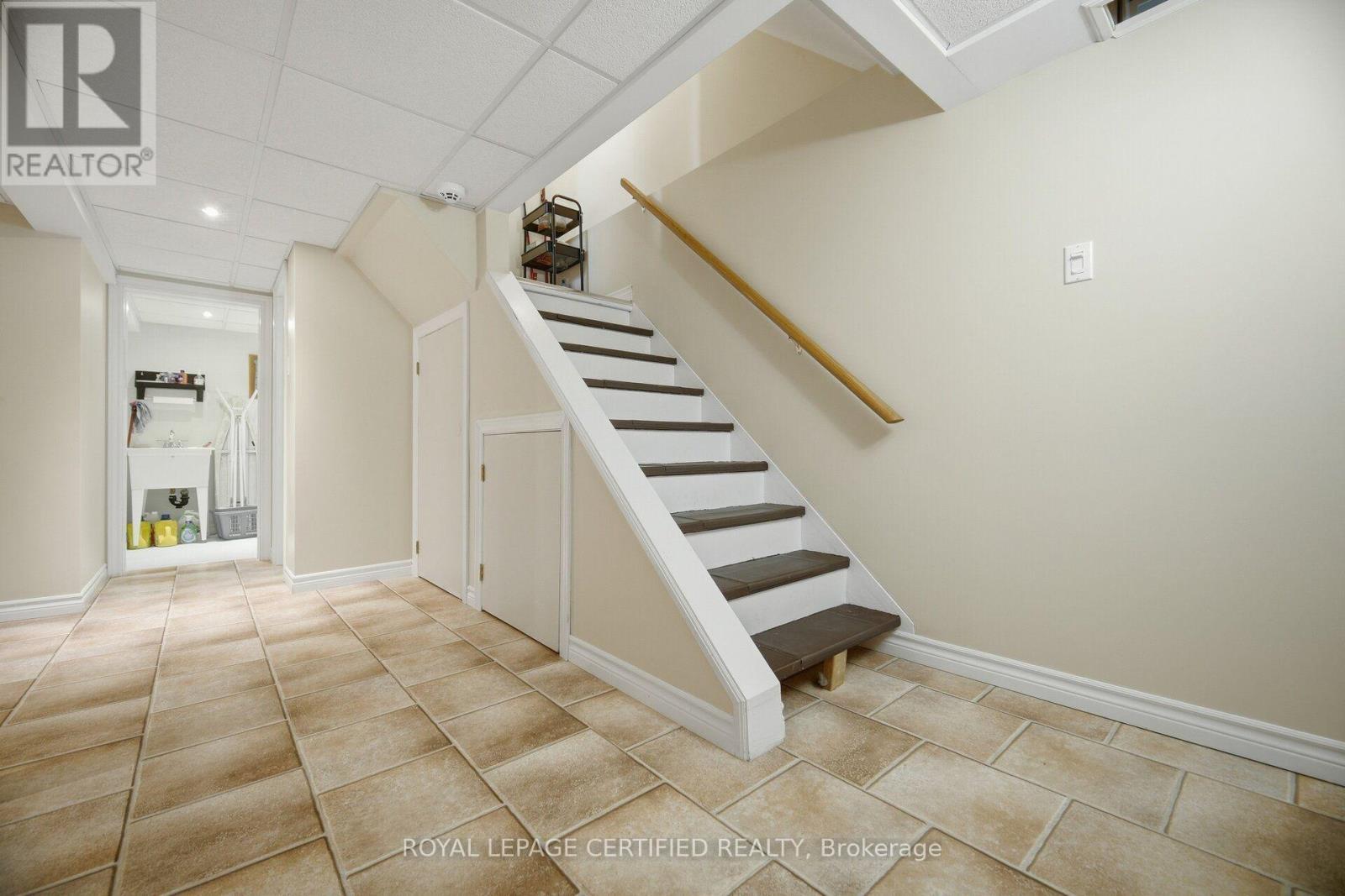 2 Grove Park Square, Brampton, ON