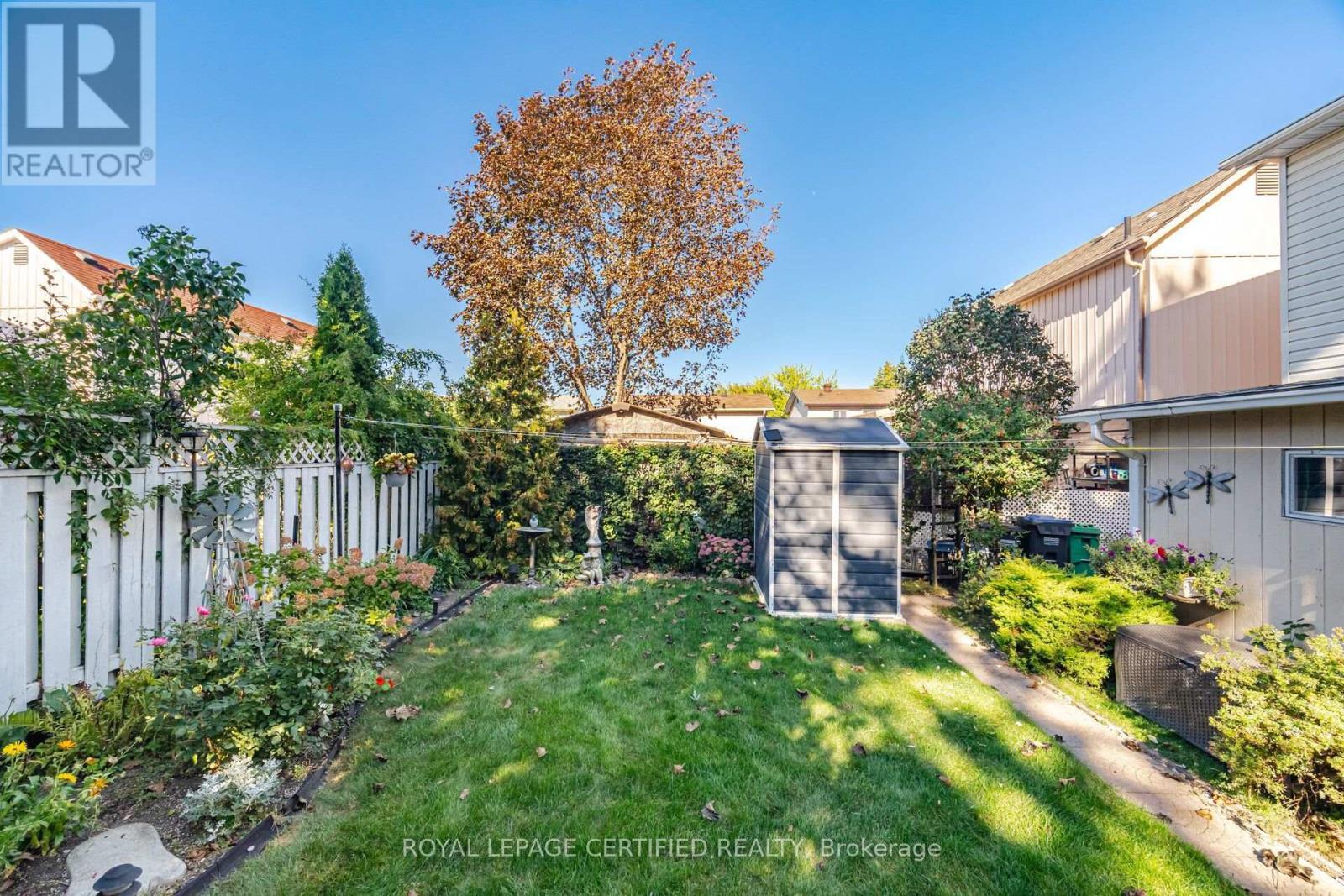 2 Grove Park Square, Brampton, ON
