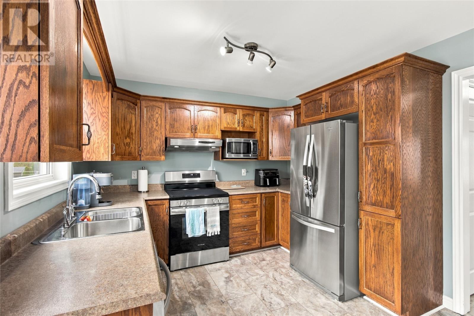 176 Green Acre Drive, St John'S, NL