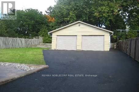 102 Humber Crescent, King, ON
