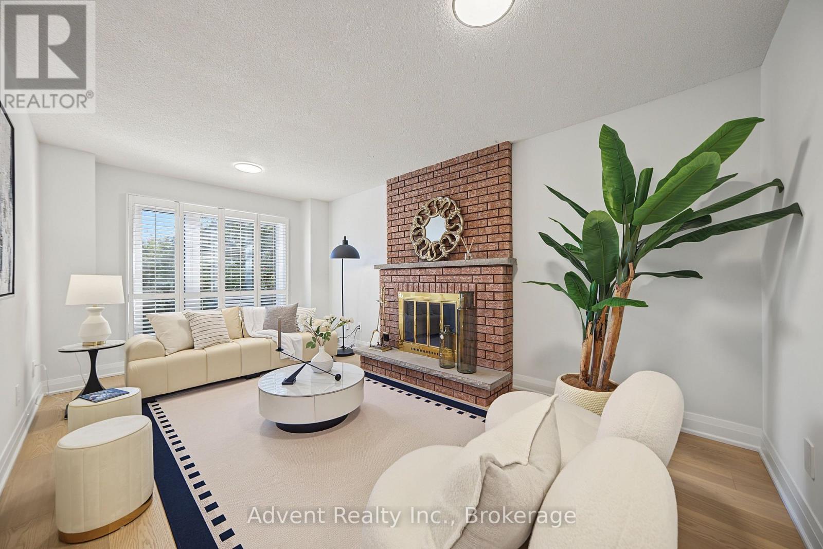 108 Valleyway Crescent, Vaughan, ON