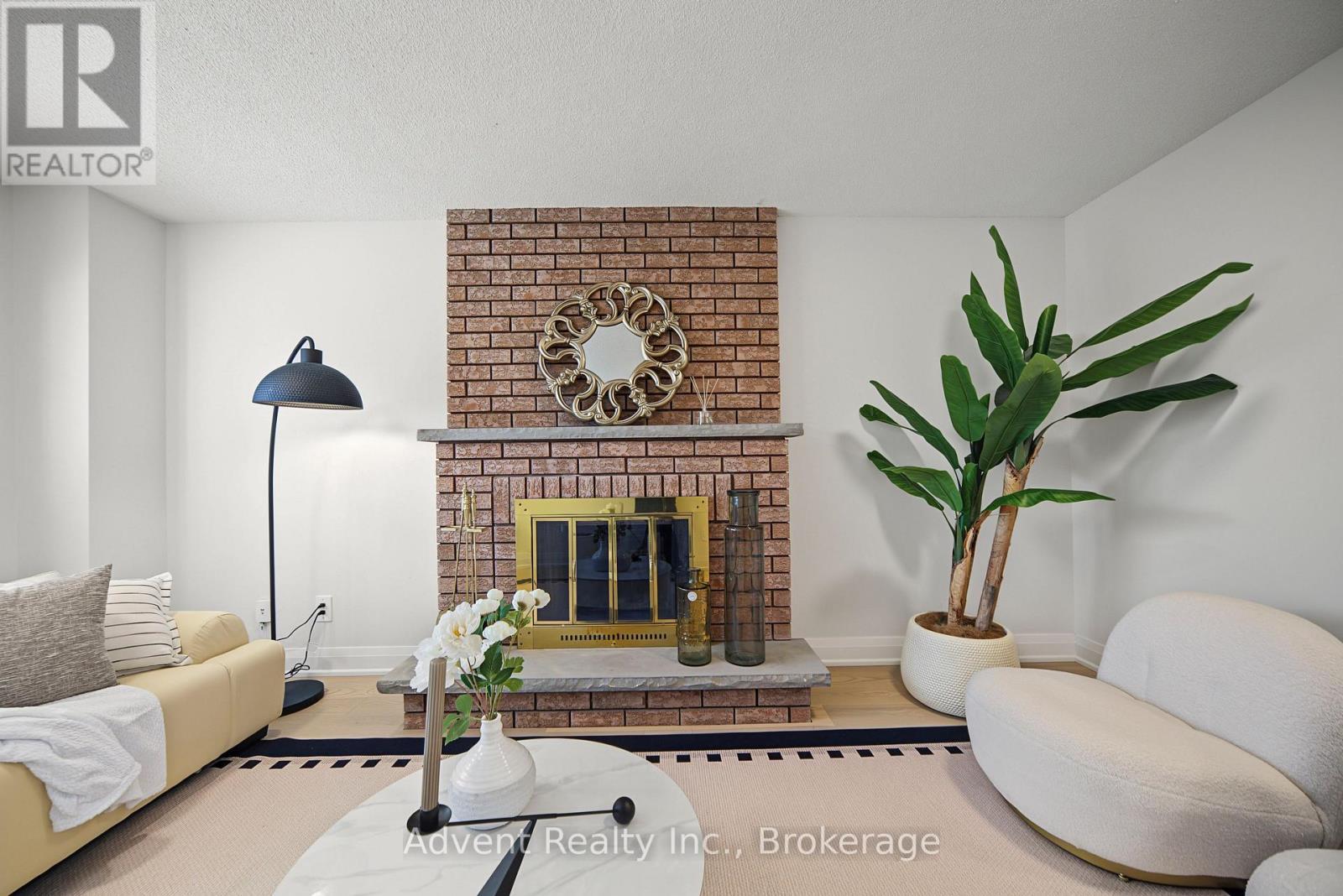 108 Valleyway Crescent, Vaughan, ON