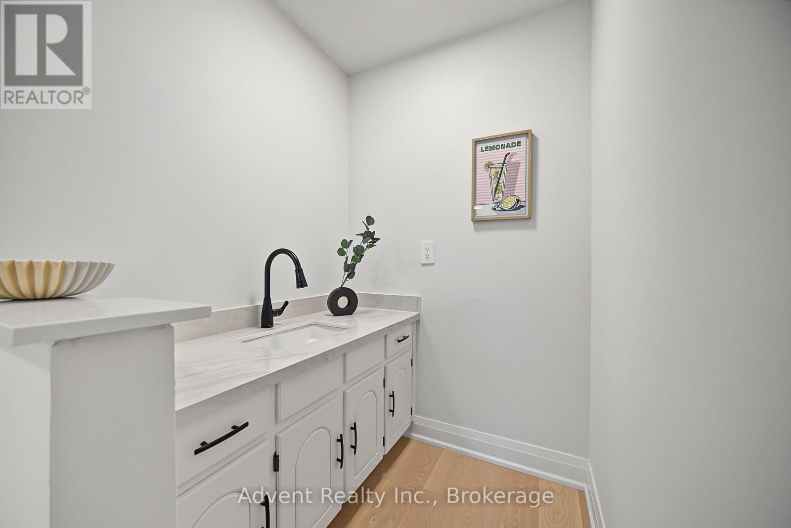 108 Valleyway Crescent, Vaughan, ON