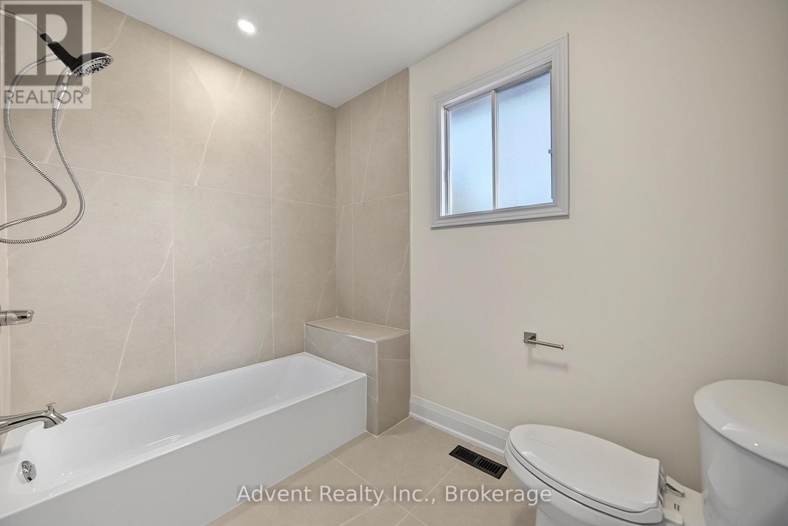 108 Valleyway Crescent, Vaughan, ON