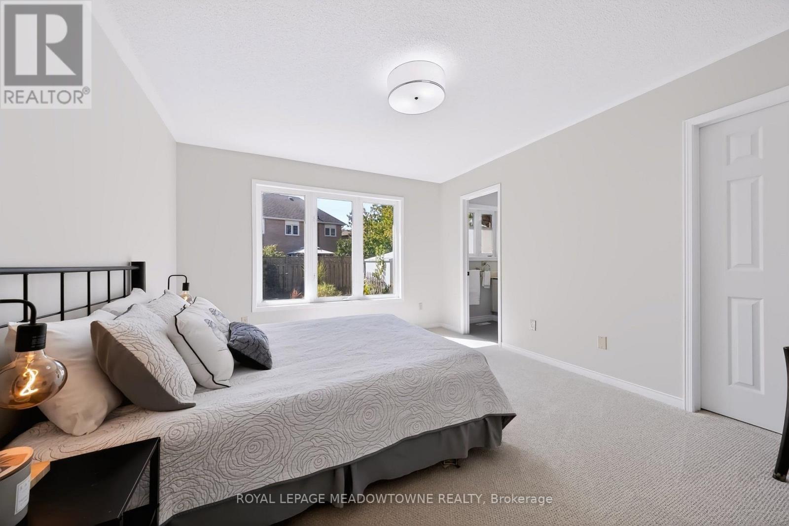 16 Harrop Avenue, Halton Hills, ON