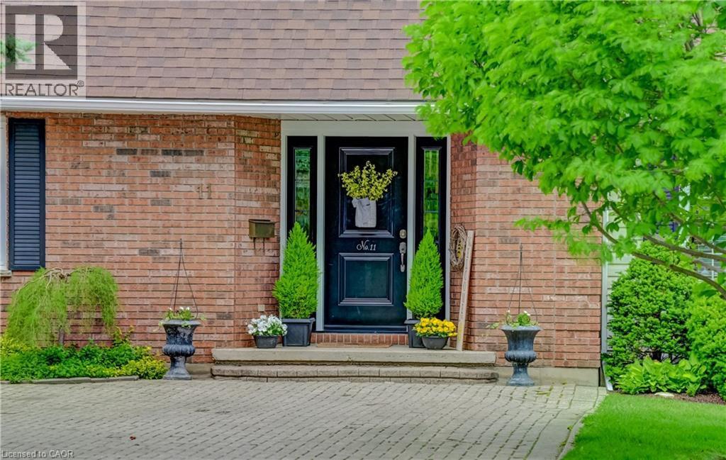 11 Lorraine Drive, Linwood, ON