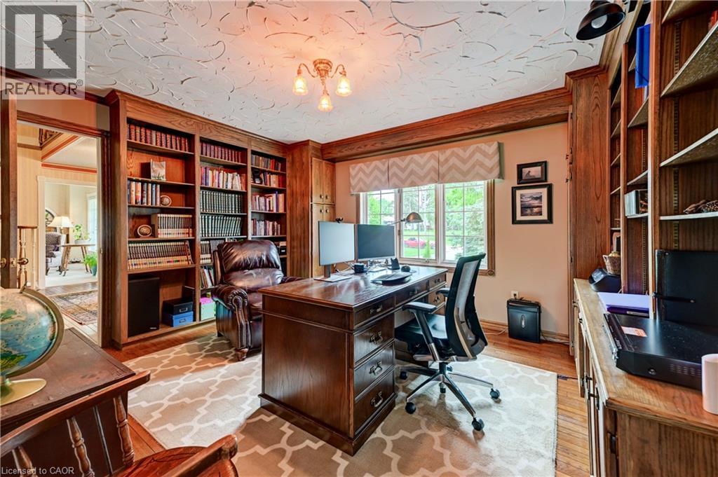 11 Lorraine Drive, Linwood, ON
