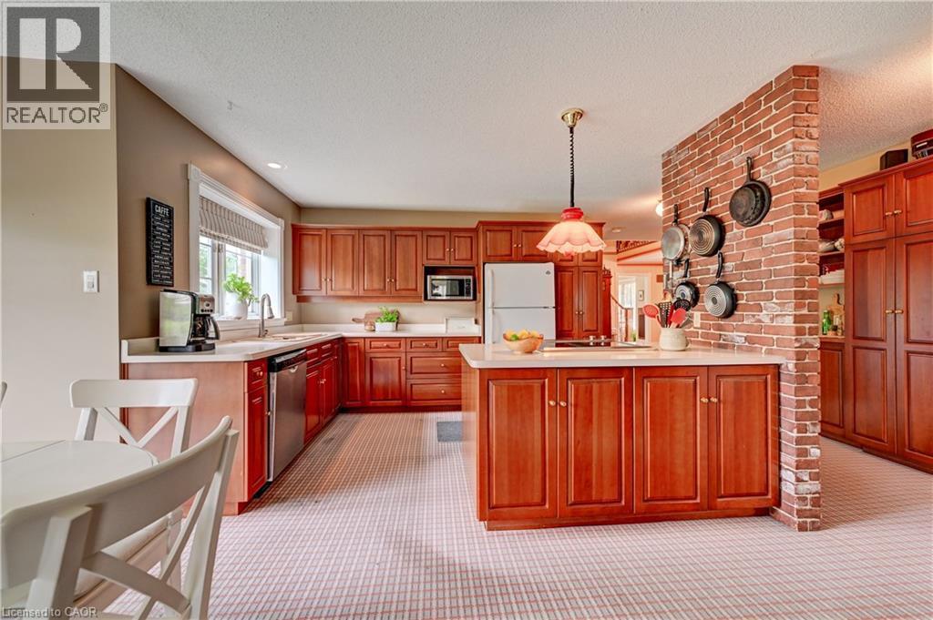 11 Lorraine Drive, Linwood, ON
