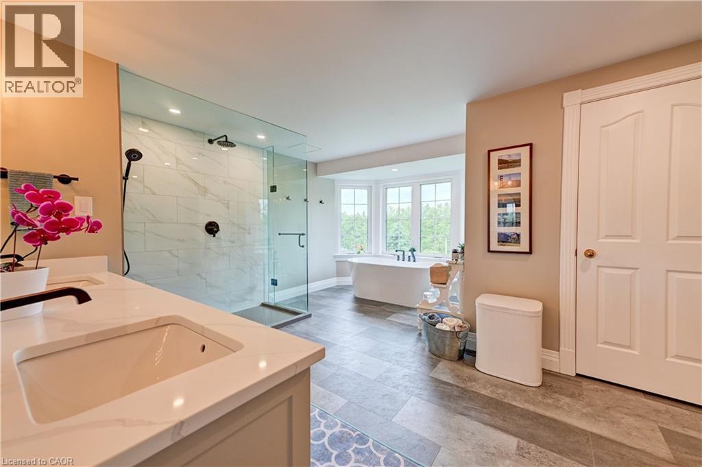 11 Lorraine Drive, Linwood, ON