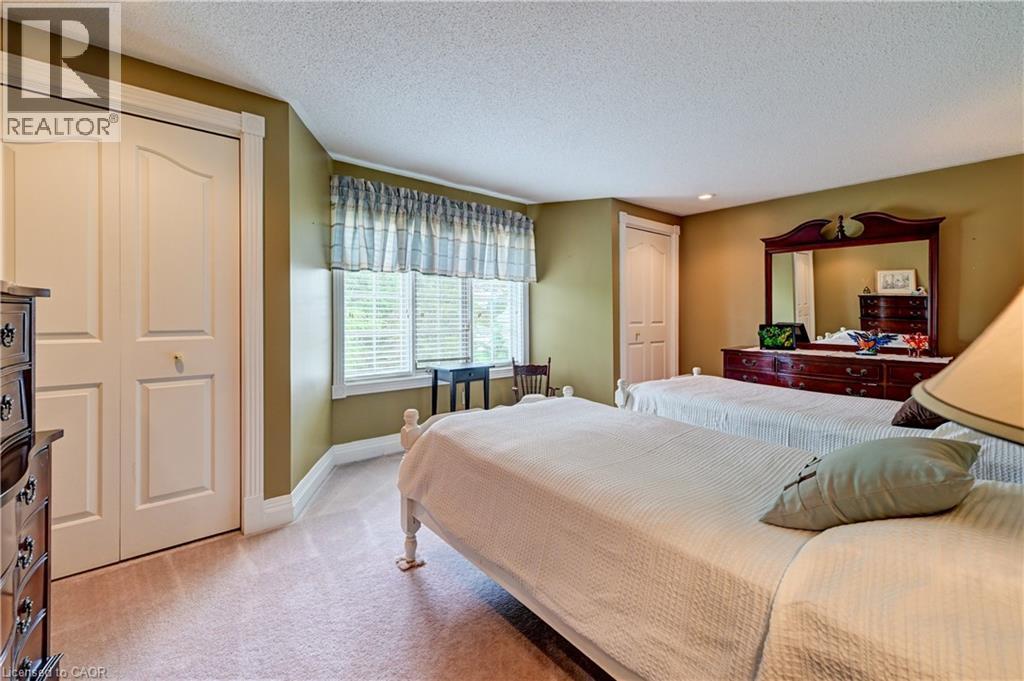 11 Lorraine Drive, Linwood, ON