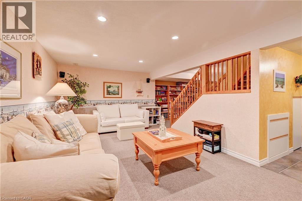 11 Lorraine Drive, Linwood, ON