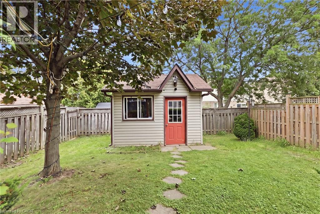 11 Redtail Crescent, Hamilton, ON