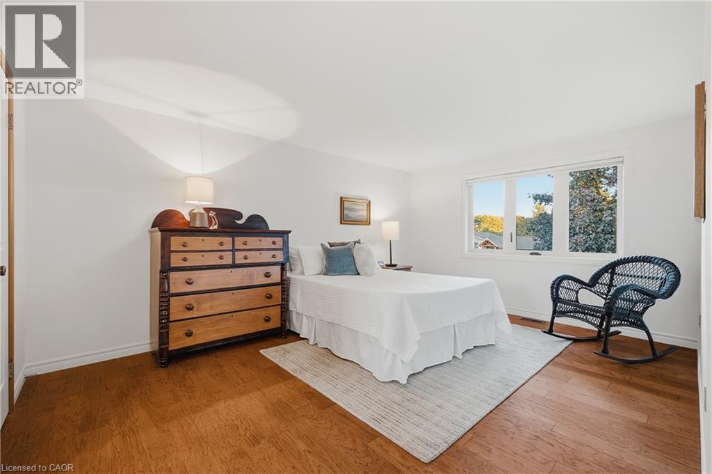216 Alderview Drive, New Dundee, ON