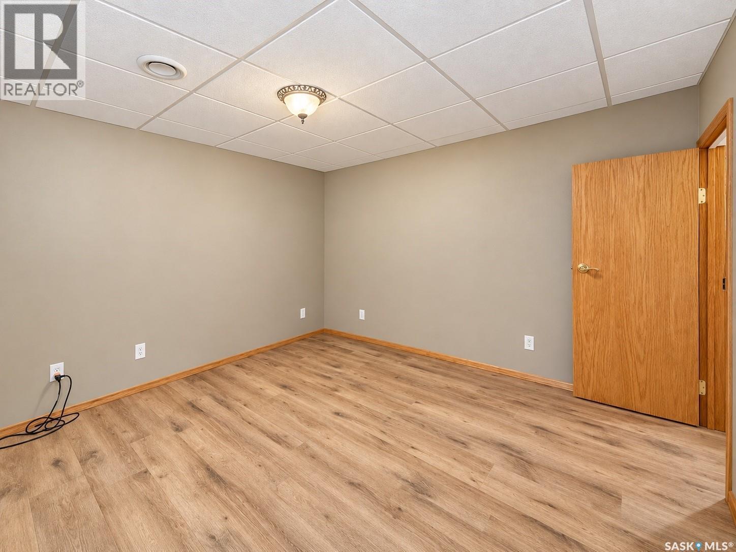 21 Wilfred Street, Grand Coulee, SK