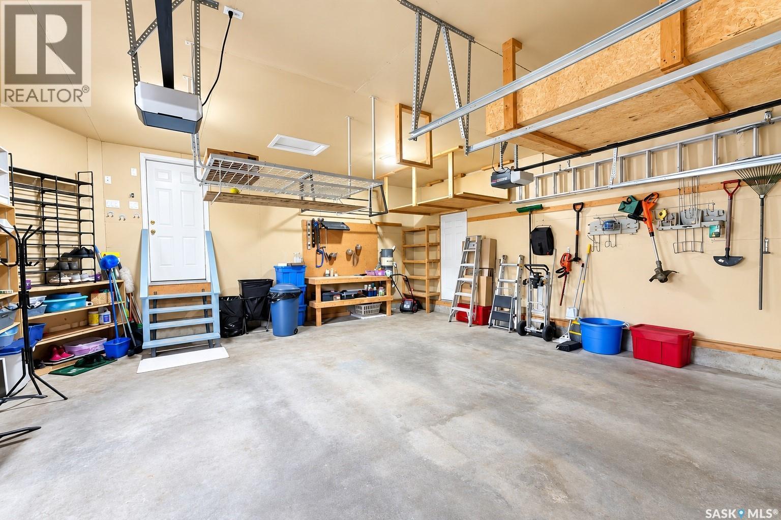 21 Wilfred Street, Grand Coulee, SK