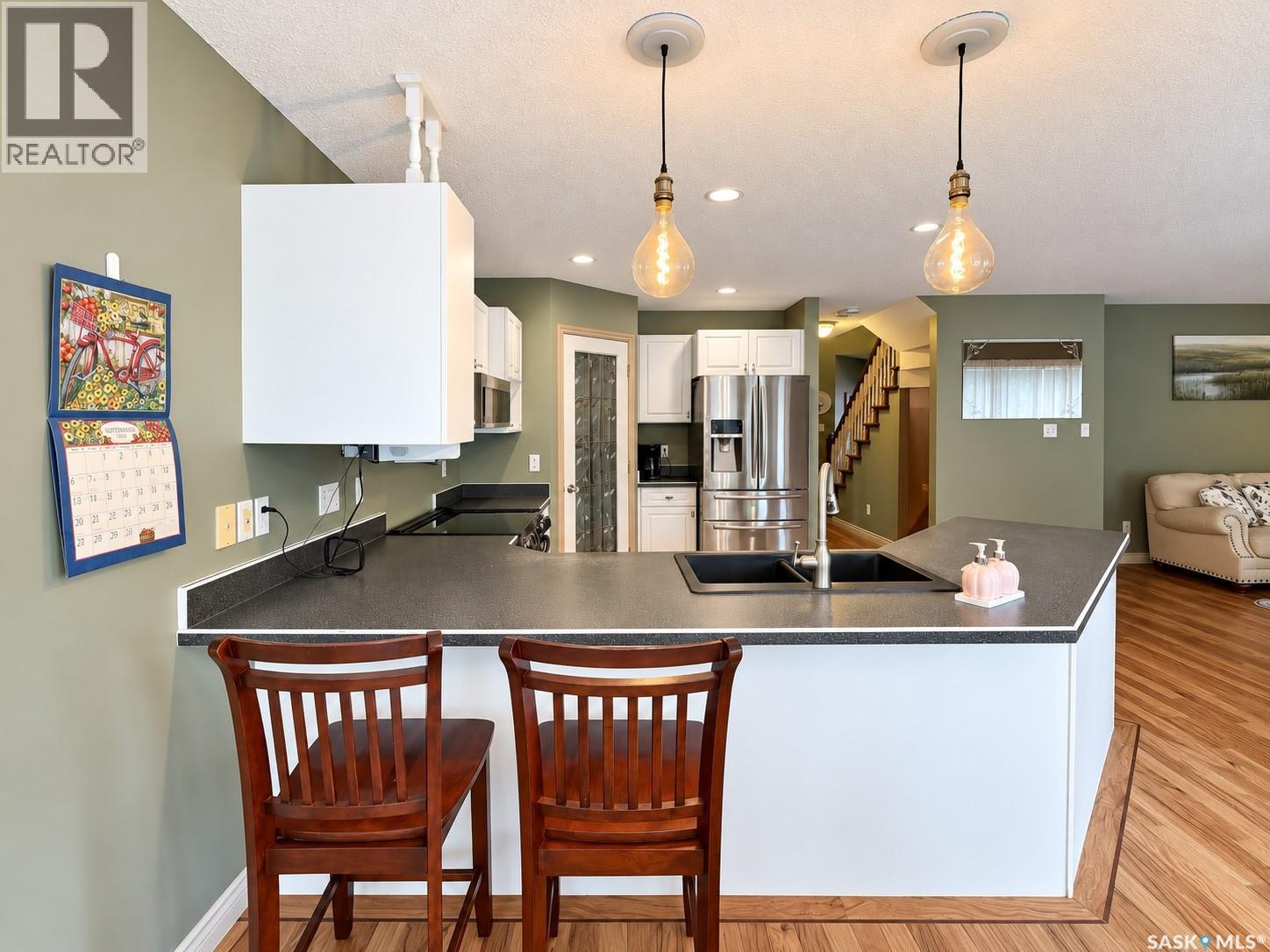 21 Wilfred Street, Grand Coulee, SK