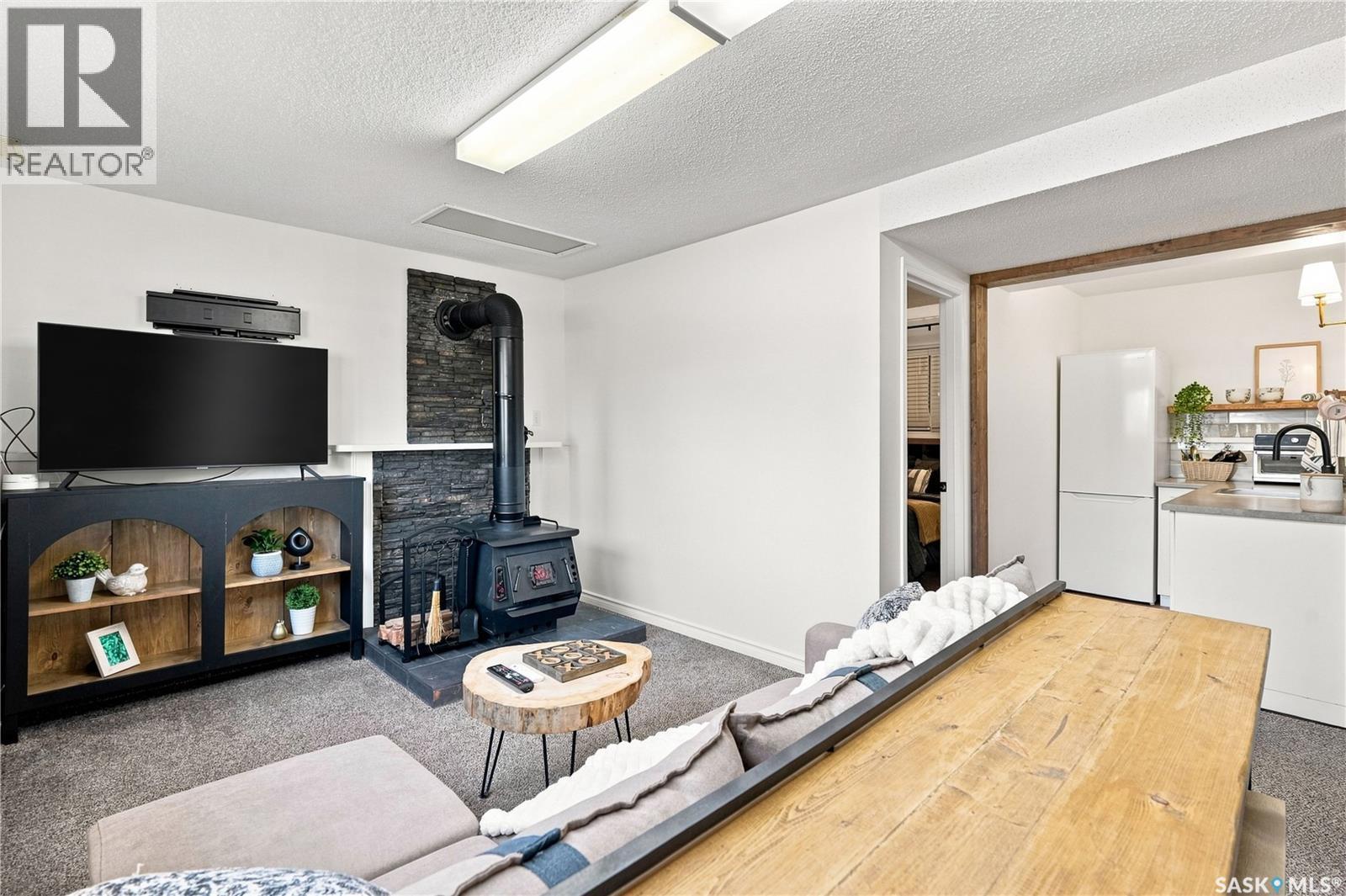 1109 Lillooet Street W, Moose Jaw, SK