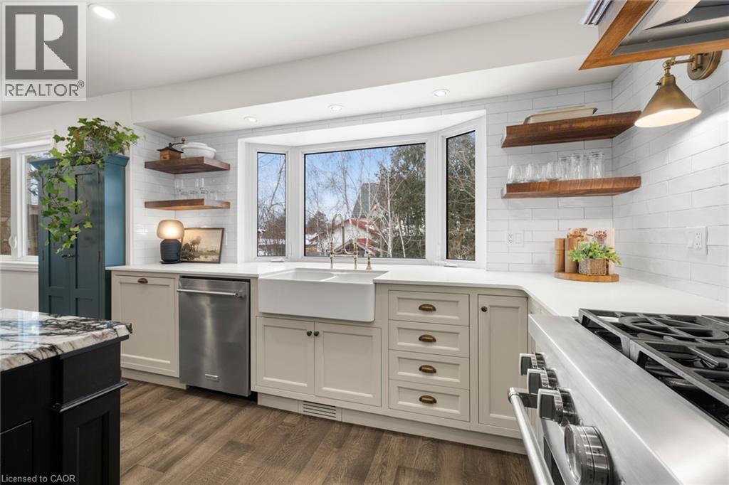 75 Lyon Avenue, Guelph, ON