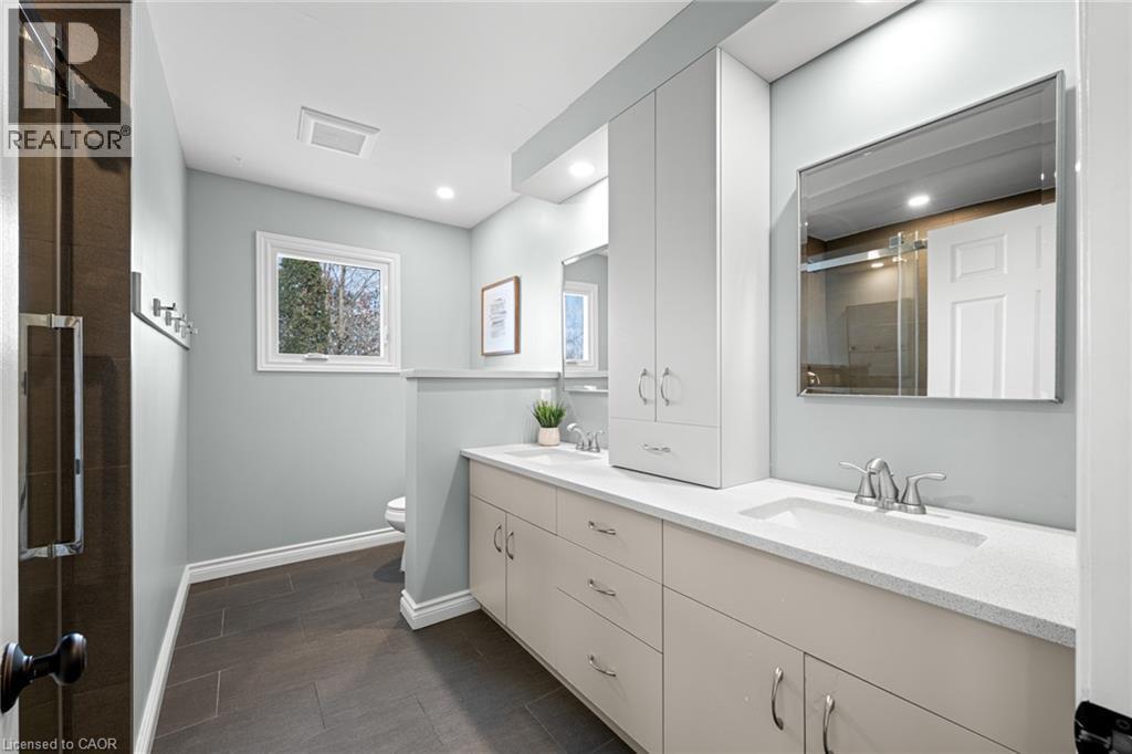75 Lyon Avenue, Guelph, ON