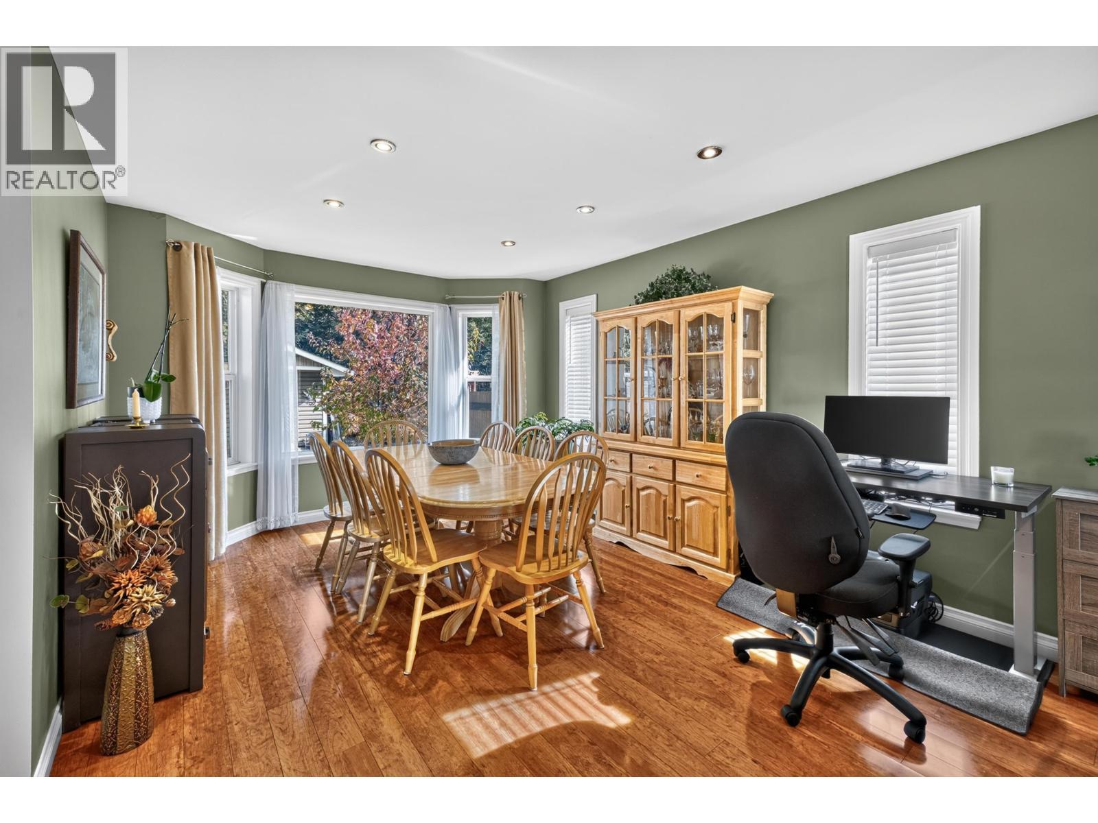 939 Fraser Avenue, 100 Mile House, BC