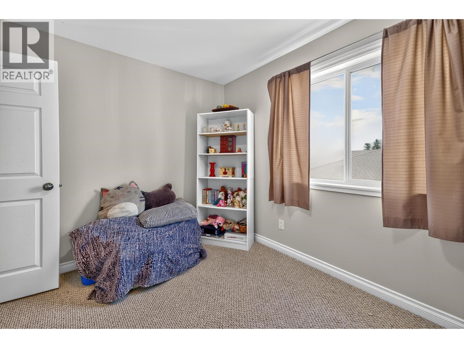 939 Fraser Avenue, 100 Mile House, BC