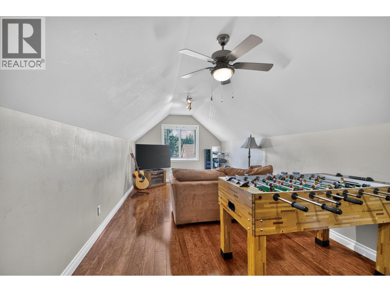 939 Fraser Avenue, 100 Mile House, BC