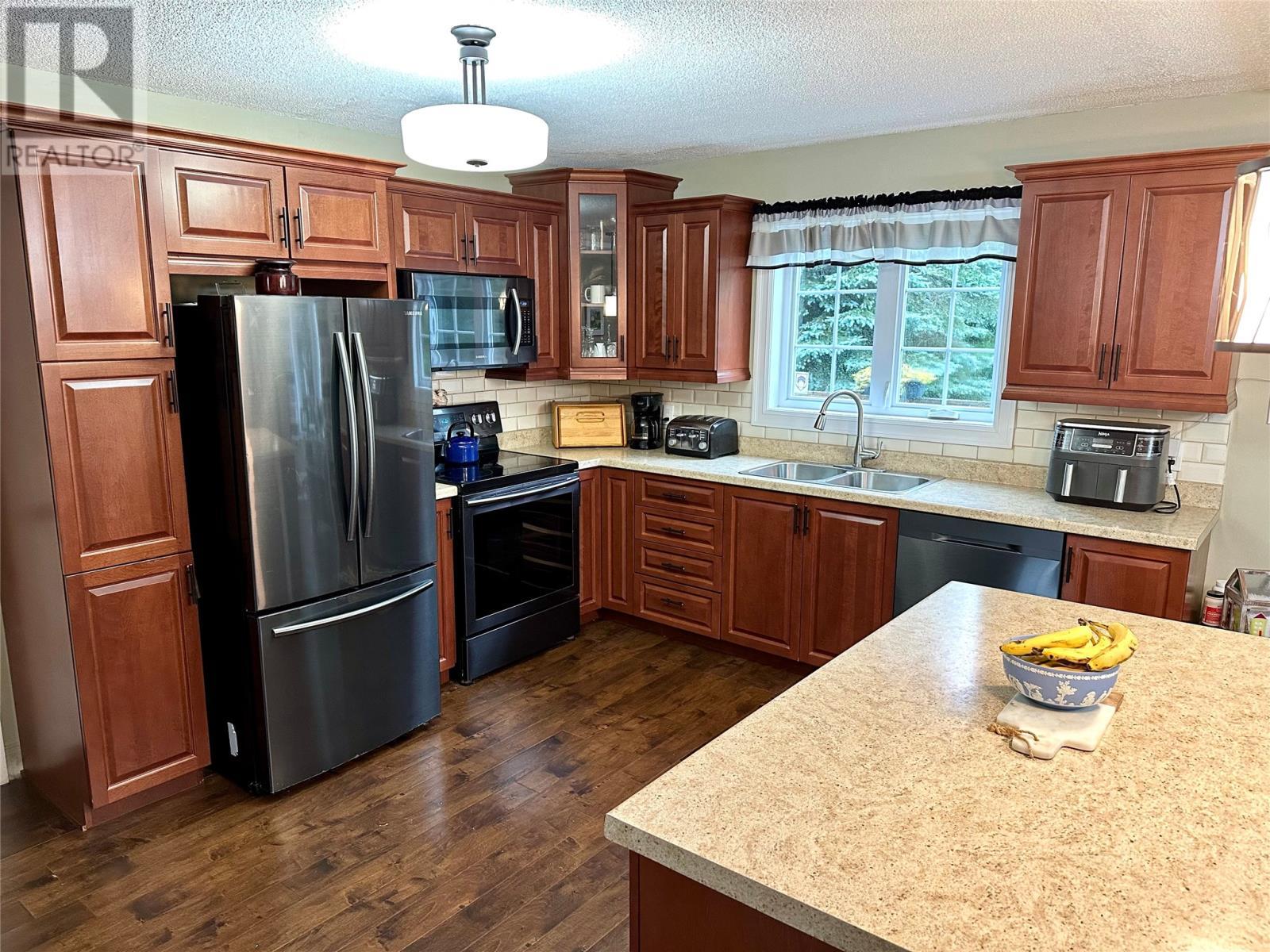 21 Sheppard Street, Grand Falls-Windsor, NL