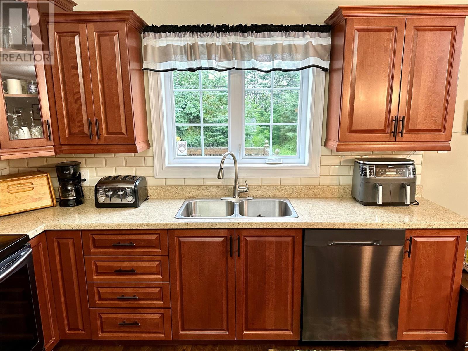 21 Sheppard Street, Grand Falls-Windsor, NL
