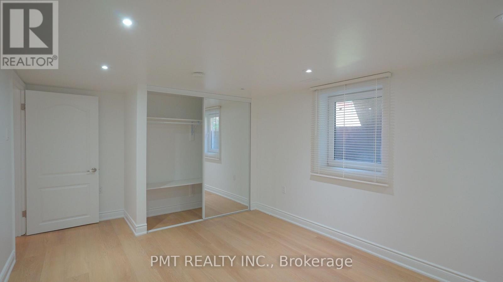 143 Elgin Crescent, Waterloo, ON - Indoor Photo Showing Other Room
