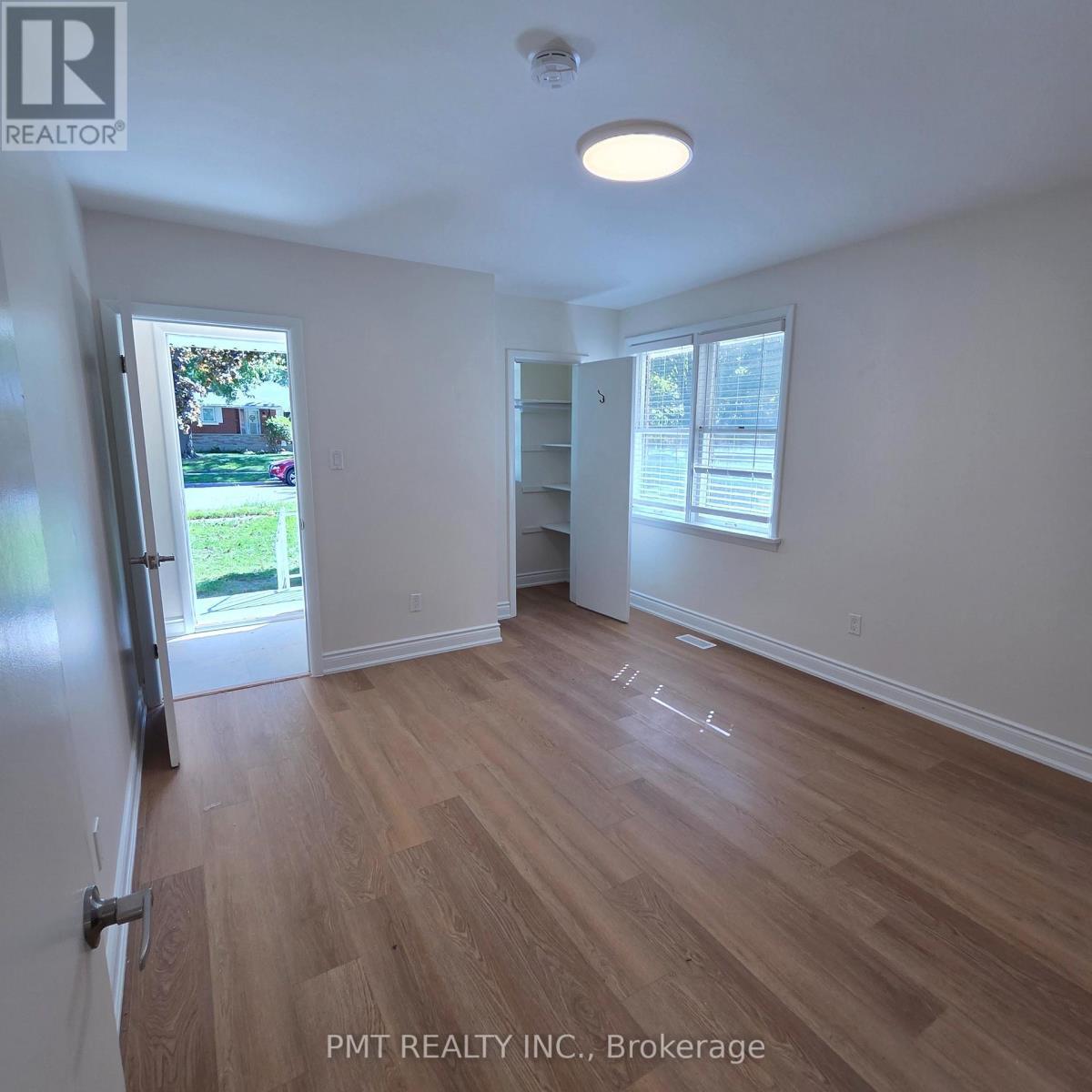 143 Elgin Crescent, Waterloo, ON
