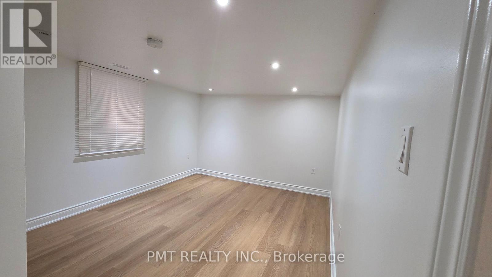 143 Elgin Crescent, Waterloo, ON
