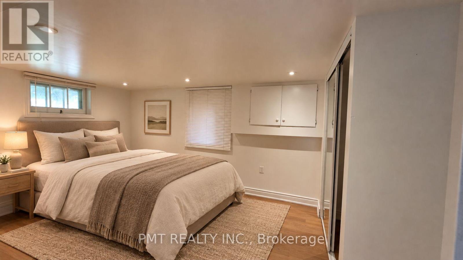 143 Elgin Crescent, Waterloo, ON