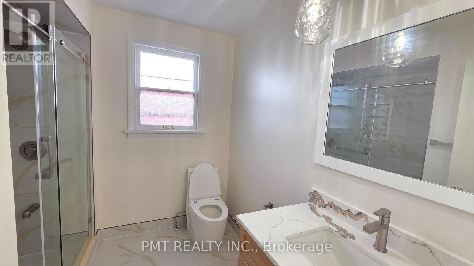 143 Elgin Crescent, Waterloo, ON