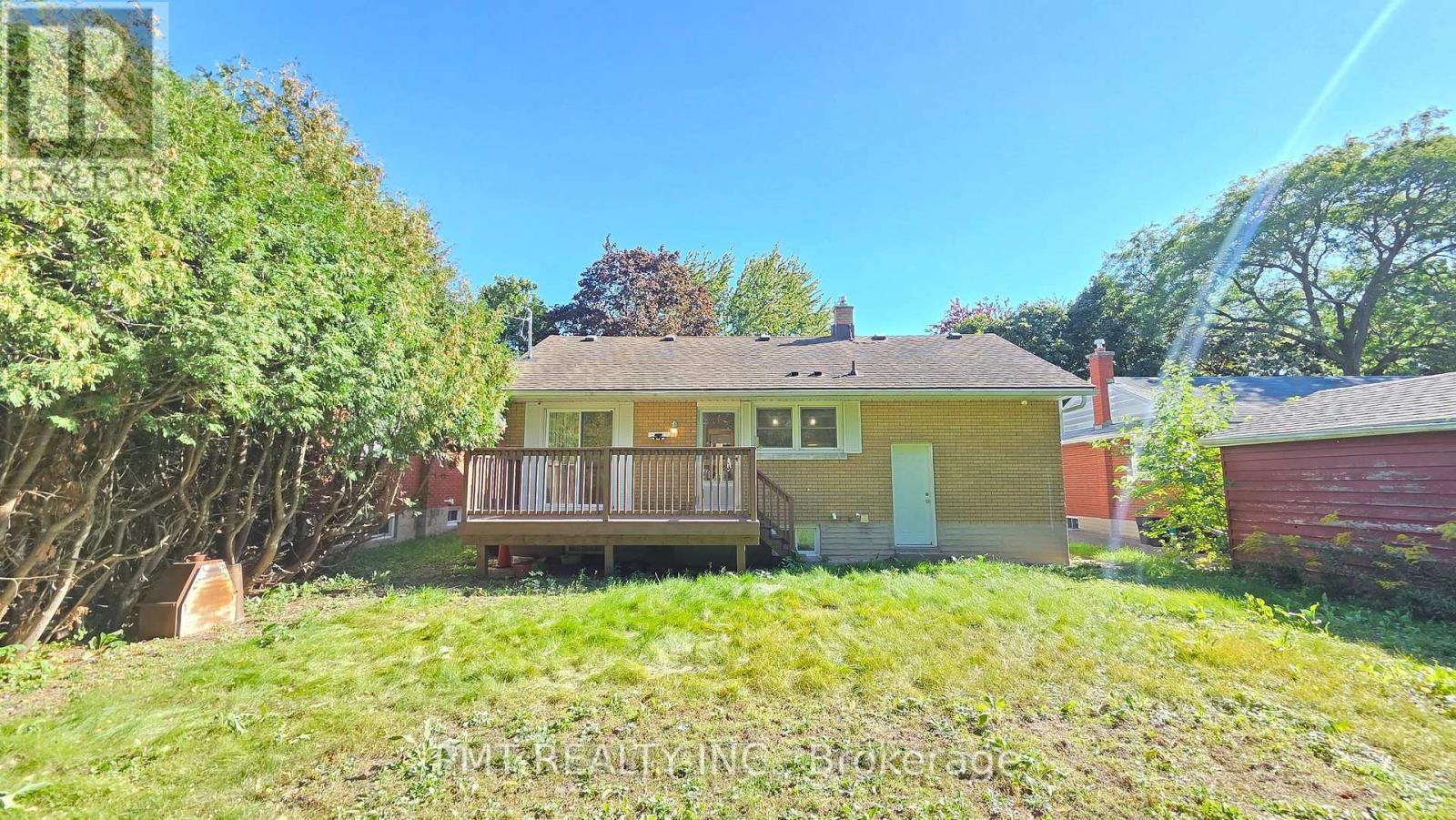 143 Elgin Crescent, Waterloo, ON