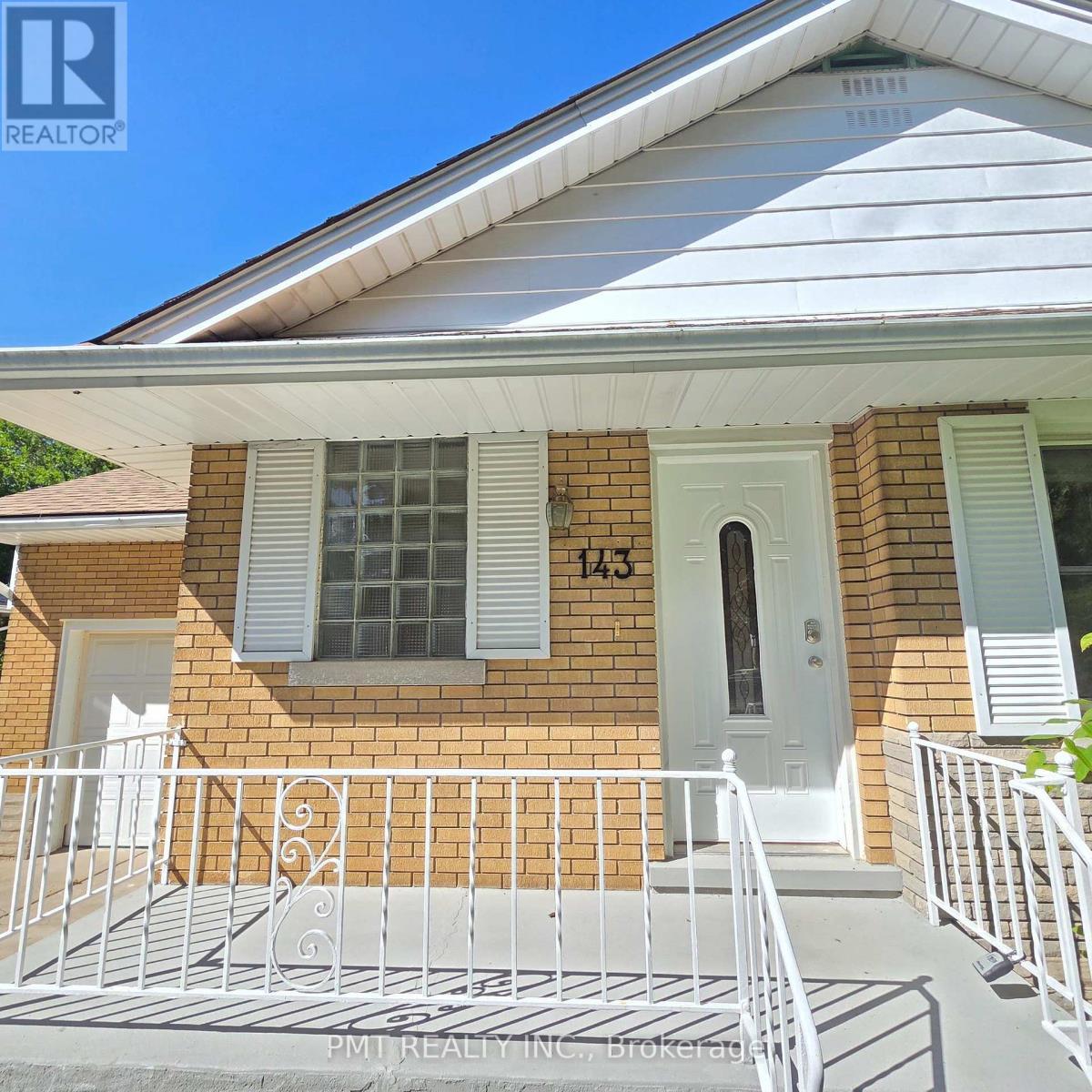 143 Elgin Crescent, Waterloo, ON