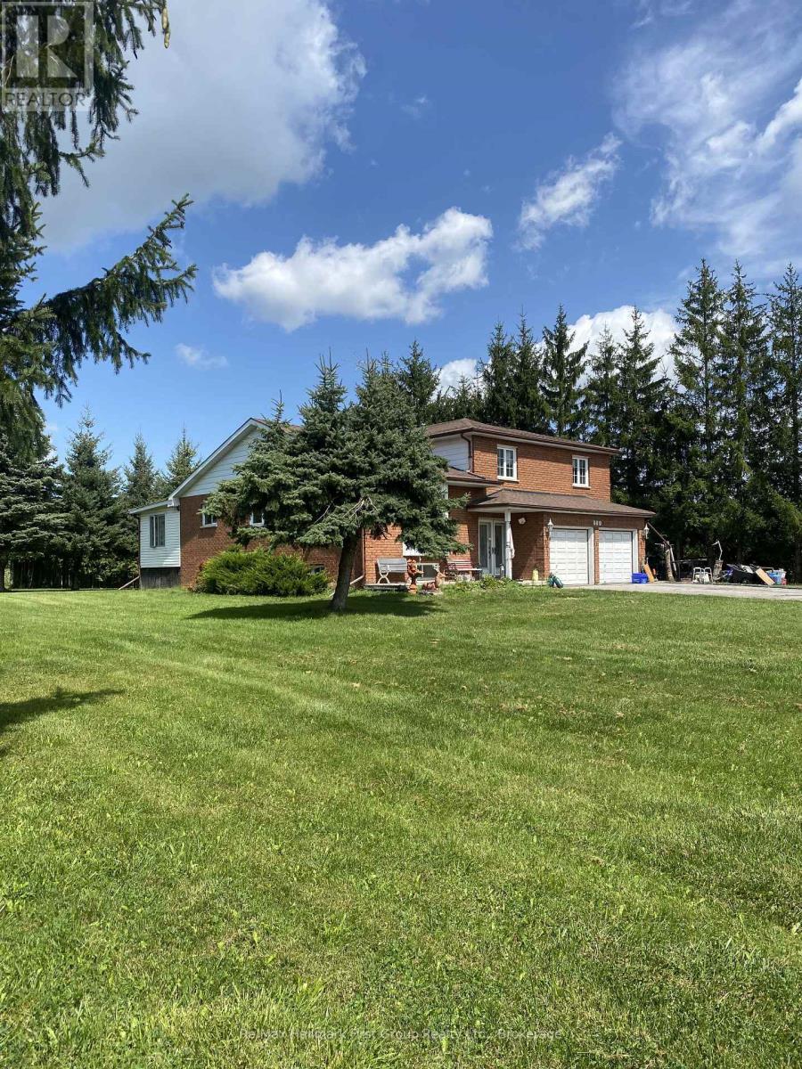 800 Conlin Road, Whitby, ON