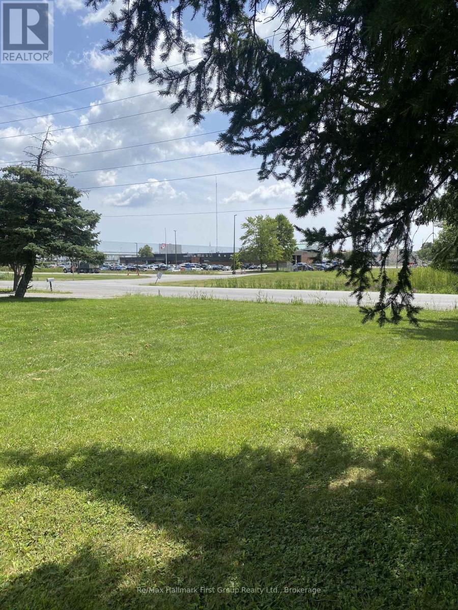 800 Conlin Road, Whitby, ON