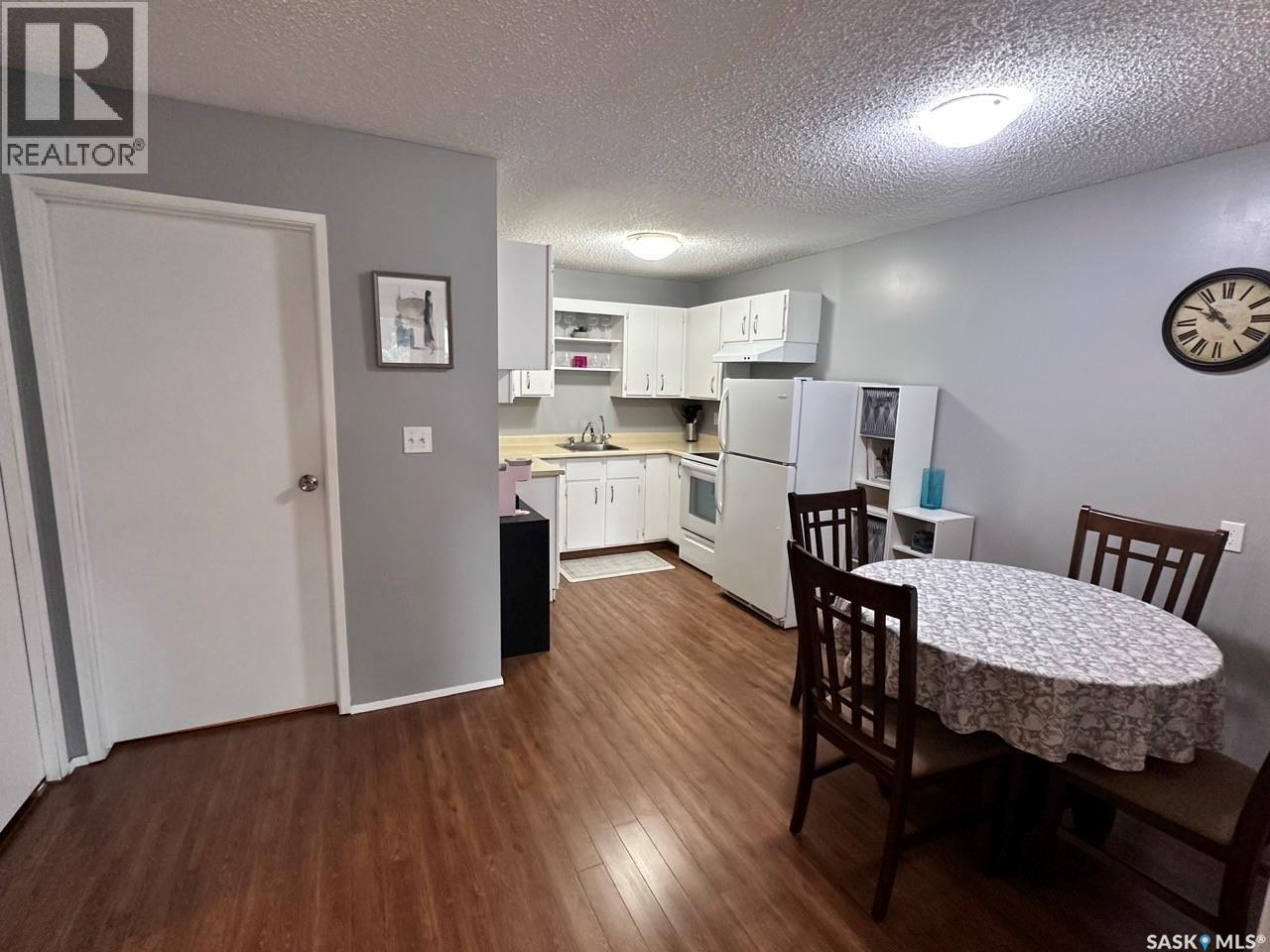 7346 Bennett Drive, Regina, SK - Indoor