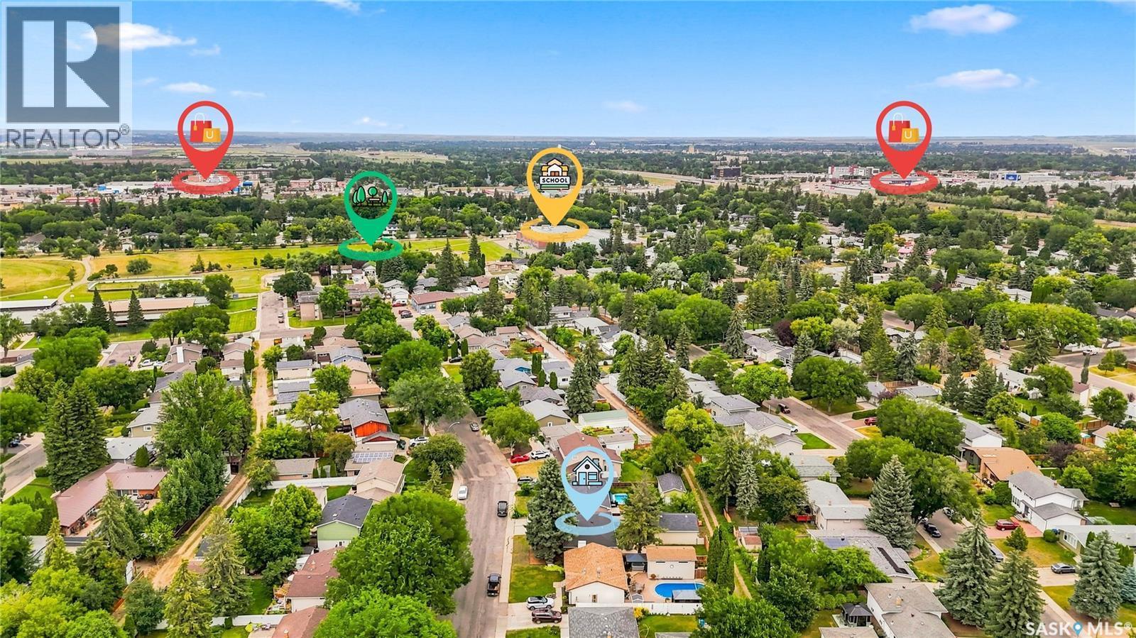 1813 Cameron Avenue, Saskatoon, SK - Outdoor With View