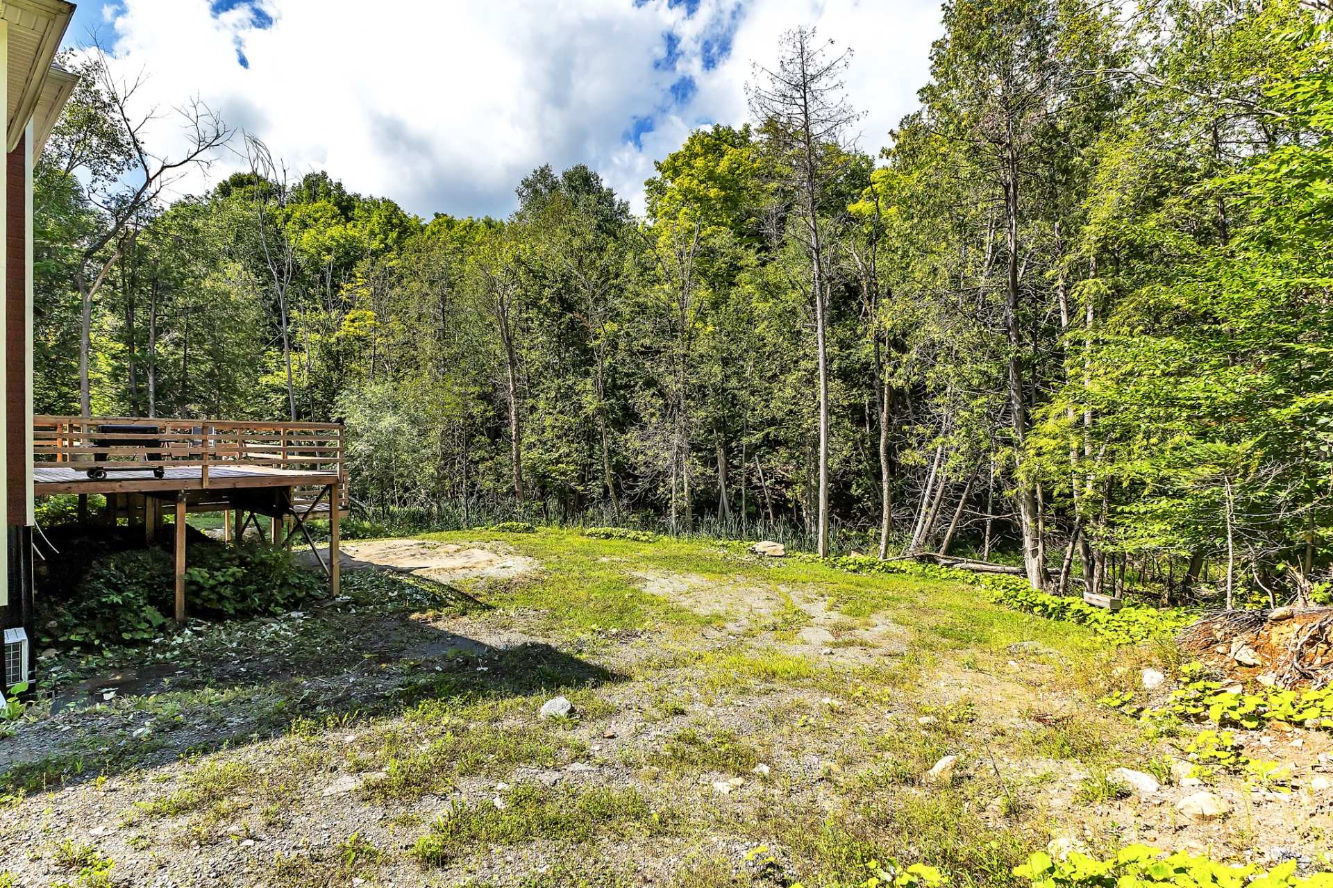 Courtyard - 16 Ch. De La Perdrix, Val-Des-Monts, QC - Outdoor