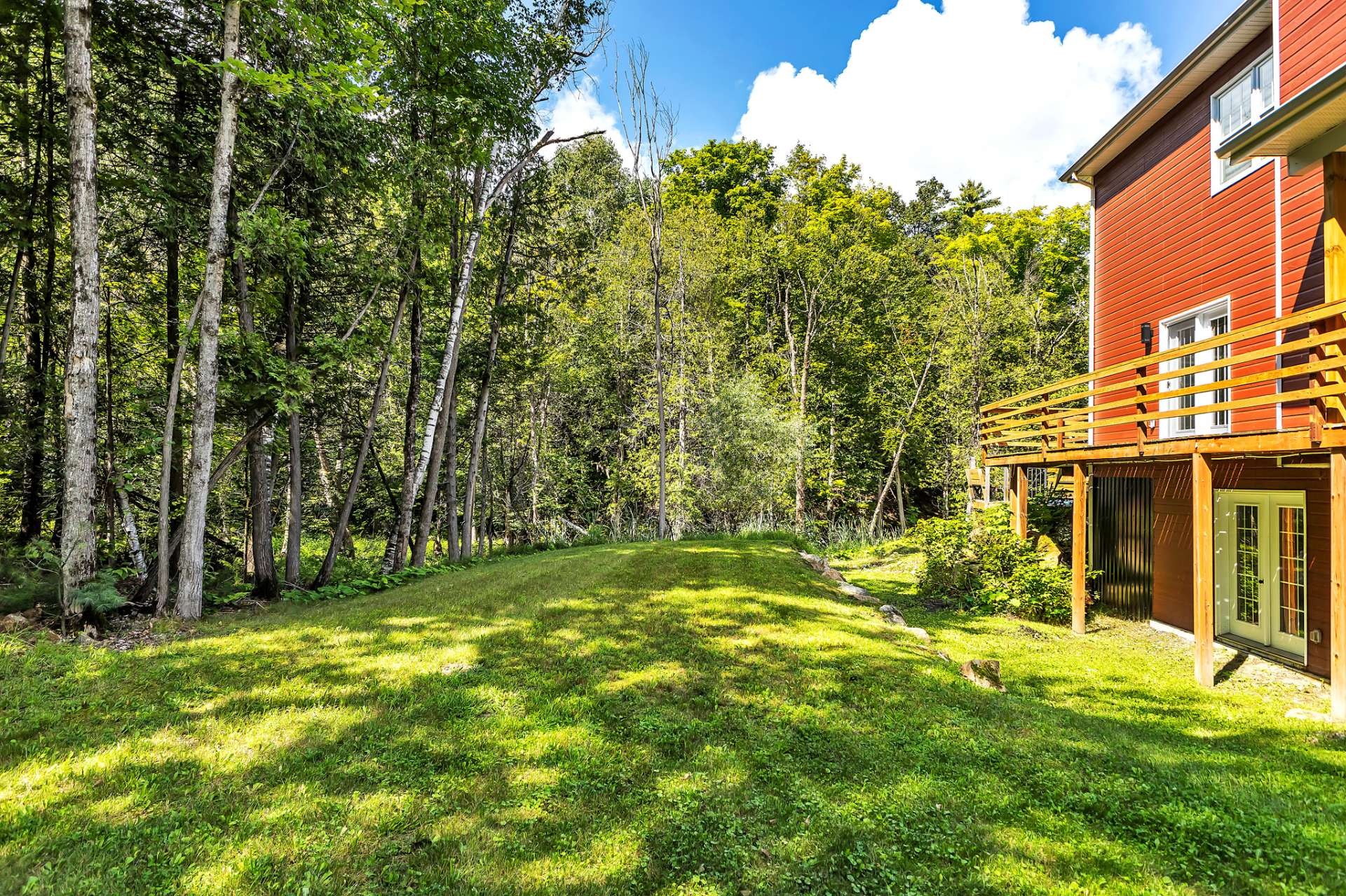 Courtyard - 16 Ch. De La Perdrix, Val-Des-Monts, QC - Outdoor