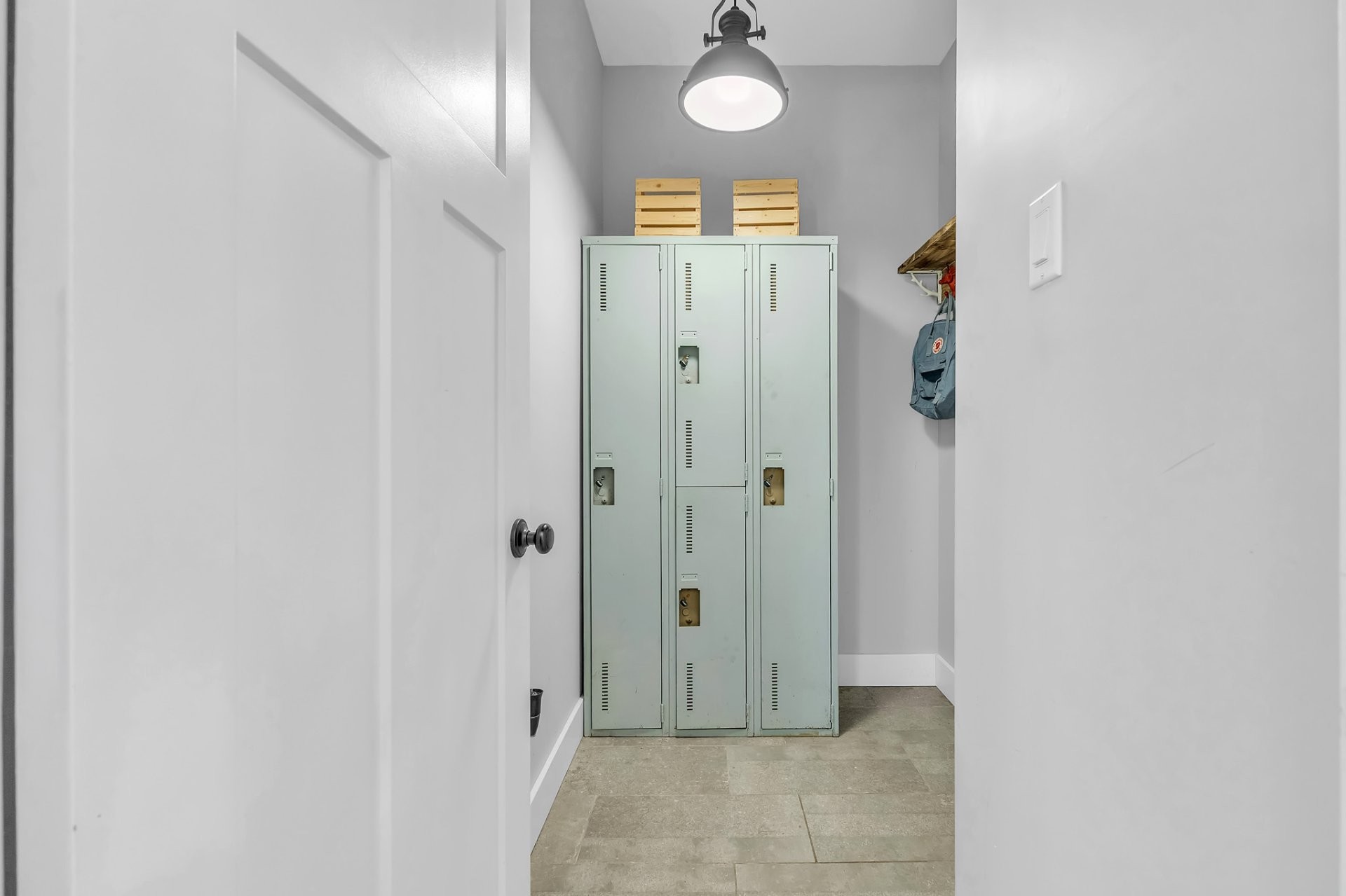 Mud Room - 16 Ch. De La Perdrix, Val-Des-Monts, QC - Indoor Photo Showing Other Room