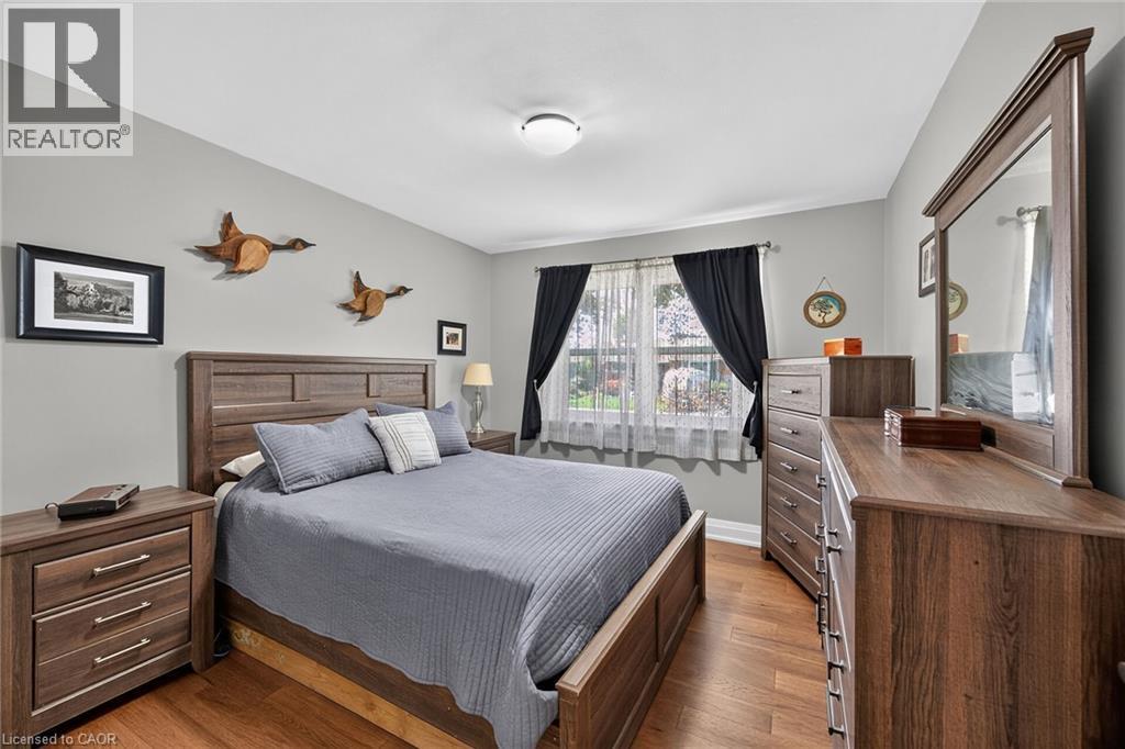 89 Wise Crescent, Hamilton, ON - Indoor Photo Showing Bedroom