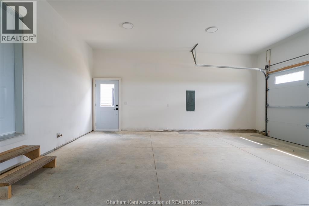 56 Lantern Lane, Chatham, ON - Indoor Photo Showing Garage