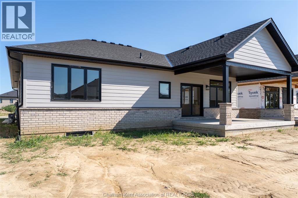 56 Lantern Lane, Chatham, ON - Outdoor