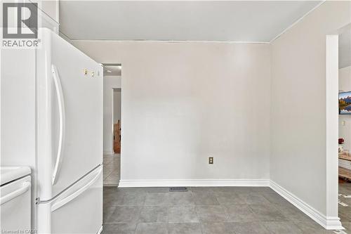 34 Lisajane Court, Hamilton, ON - Indoor