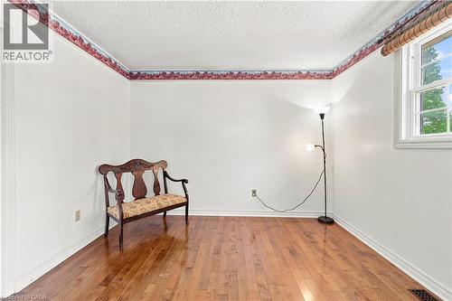 34 Lisajane Court, Hamilton, ON - Indoor Photo Showing Other Room