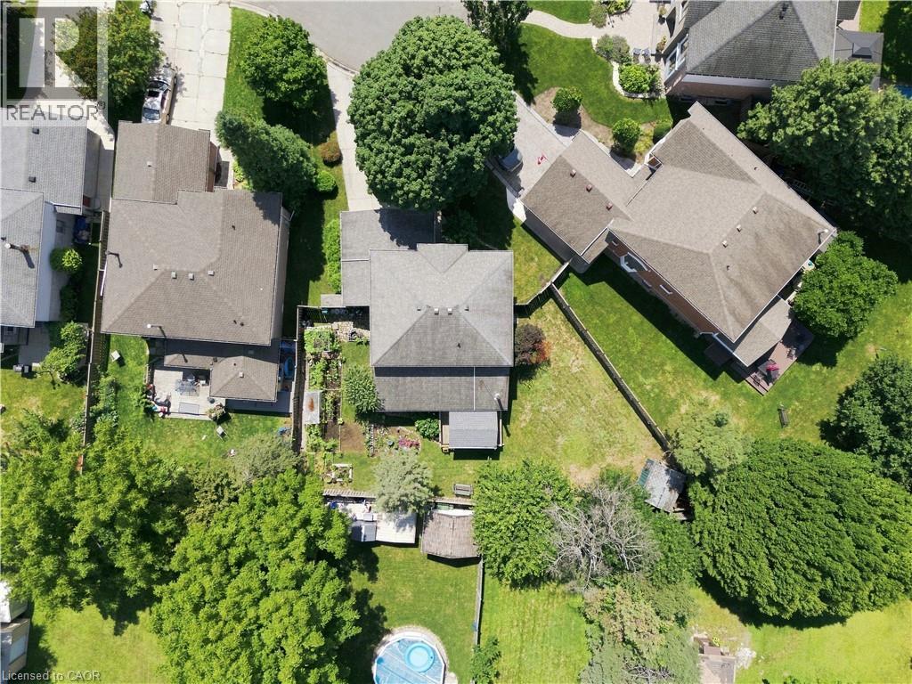 34 Lisajane Court, Hamilton, ON - Outdoor With View